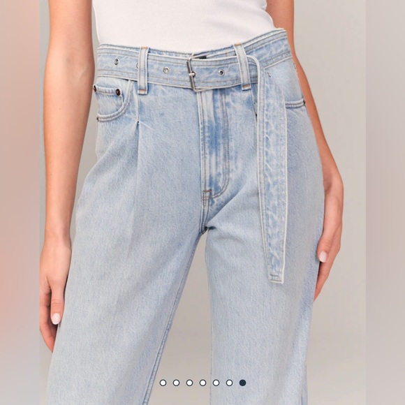 A&F High Rise Loose/Wide Leg Jeans - Picture 6 of 8